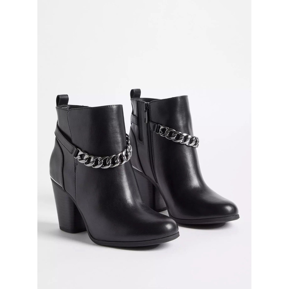 Torrid Womens 10WW Black Silver Chain Faux Leather Heel Ankle Booties